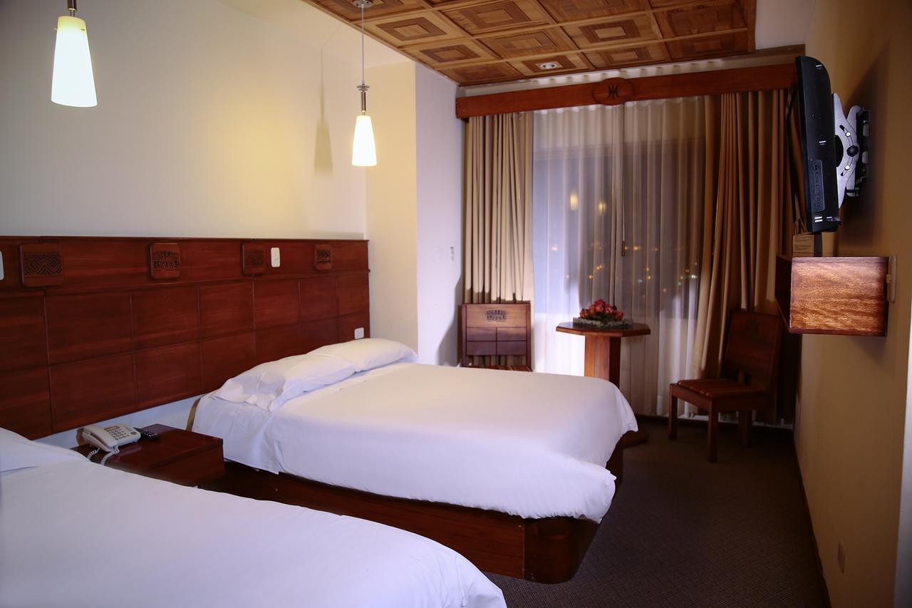 Hotel Zeus Riobamba Phòng bức ảnh